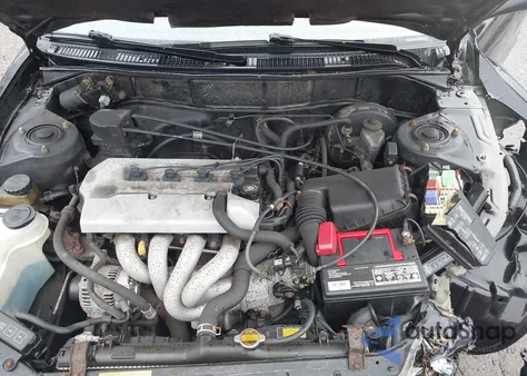 1998 Toyota Corolla Ce z USA, uszkodzony, nr VIN 2T1BR12E1WC095552